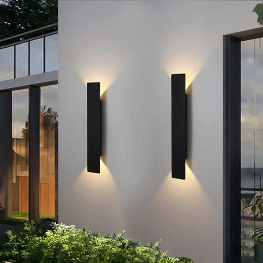 Modern Outdoor LED Wall Light - Wall-Mounted - Up/Down Lighting - IP65 Waterproof - Aluminium - Black/White Finish
